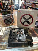 X Force Wolverine 1:12  (Mezco, Marvel)  **COMPLETE**