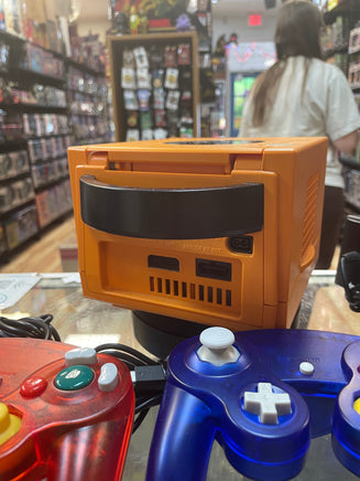 Orange Spice Gamecube with 3 Controllers (Nintendo, Vintage Video Games) **TESTED/COMPLETE** - Bitz & Buttons
