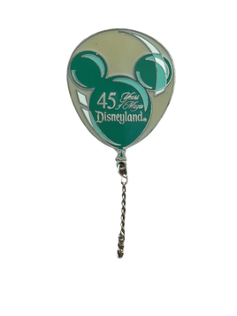 45 Jahre magische grüne Mickey-Ohren-Anstecknadel (Walt Disney World, Pin Traders)