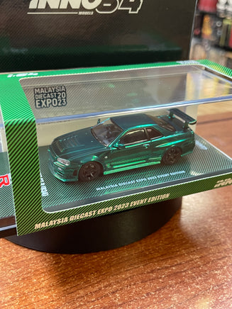 Nissan Skyline GT-R R34 Full Carbon Green (Inno64, Diecast ) **EXCLUSIVE** - Bitz & Buttons