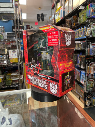 Powerdive Voyager Class (Transformers Generations, Hasbro) - Bitz & Buttons