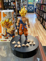 Super Saiyan Son Goku Awakening (Dragon Ball Z, Bandai SH Figuarts) **COMPLETE**
