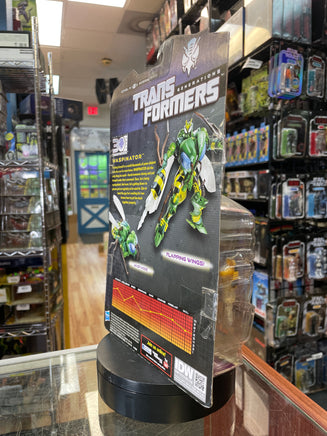Waspinator IDW Deluxe Class (Transformers Generations Thrilling 30, Hasbro) - Bitz & Buttons