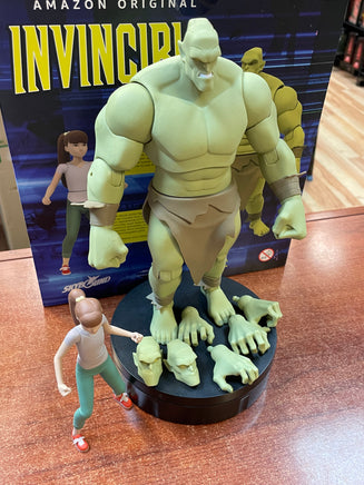 Monster Girl (Invincible, Diamond Select Toys) OPEN BOX/COMPLETE - Bitz & Buttons