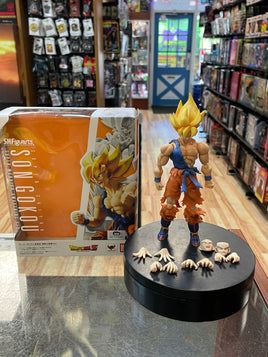 Super Saiyan Son Goku Awakening (Dragon Ball Z, Bandai SH Figuarts) **COMPLETE**