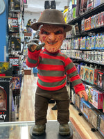 Freddy Krueger with Sound (Nightmare on Elm Street, Mezco Mega Scale) - Bitz & Buttons