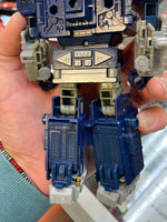 Soundwave Netflix War For Cybertron Voyager (Transformers WFC, Hasbro) INCOMPLETE