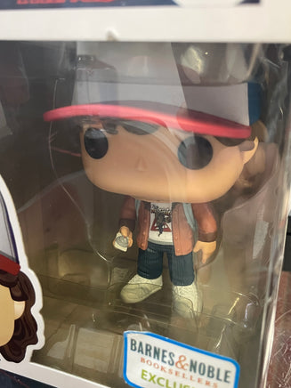 Dustin #424 EXCLUSIVE (Funko Pop, Stranger Things) - Bitz & Buttons