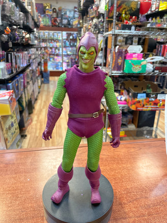 Green Menace (SooSoo Toys, Green Menace) **COMPLETE** - Bitz & Buttons