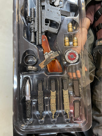 Cable With Exclusive Shield MMS583 1/6 Scale (Deadpool 2, Hot Toys) COMPLETE - Bitz & Buttons