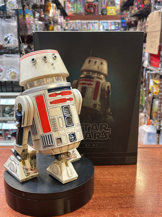 R5-D4  Droid (Star Wars, Sideshow) COMPLETE - Bitz & Buttons
