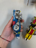 Metal Diecast 5 Lions Form A (Voltron Defender, Trendmasters) **COMPLETE** - Bitz & Buttons
