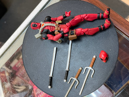 Deadpool Origins 3.75 (Marvel, Hasbro) COMPLETE - Bitz & Buttons