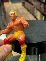 Hulk Hogan Thumb Wrestler 9193 (Vintage WWF WWE, LJN)