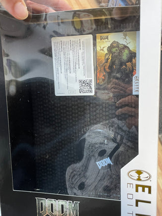 Doom The Dark Ages (McFarlane Toys, Elite Edition, Doom Slayer) COMPLETE - Bitz & Buttons