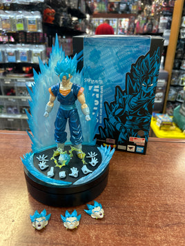 God Super Saiyan Vegito (Bandai SH Figuarts, Dragon-ball Z) **COMPLETE**