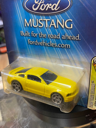 Ford Mustang GT J5840 (Vintage Hot Wheels, Mattel) SEALED - Bitz & Buttons