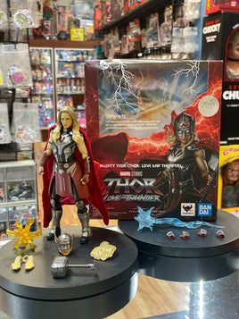 Mighty Thor (Marvel Studios, Bandai SH FIguarts) - Bitz & Buttons
