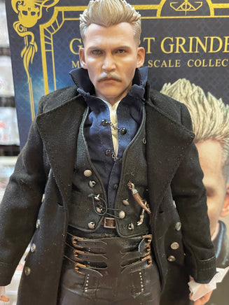 Gellert Grindelwald MMS513 (Fantastic Beasts Crimes Of The Grindelwald, Sideshow Hot Toys) COMPLETE - Bitz & Buttons