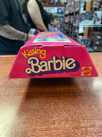Kissing Barbie #2597 (Barbie, Mattel) **NEW** - Bitz & Buttons