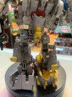 Volcanicus Core Combiner Class (Transformer Legacy Evo ,Hasbro) Complete