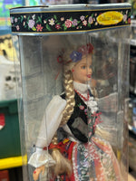 Polish Barbie  #18560 (Vintage Barbie, Mattel)