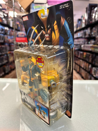 Cyclops Optic Blast 2409 (Vintage Marvel X-Men, Toybiz) Sealed - Bitz & Buttons