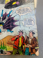 Secrets Of The Flying Bat-Cave! #317 (DC Comics, Detective Comics)