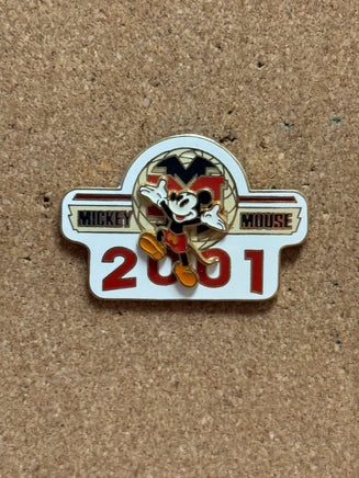Mickey Mouse 2001  (Walt Disney World, Pin Traders) - Bitz & Buttons