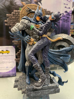 Batman & Catwoman Statue (DC Batman, ArtFX KotoBukiya) Warped Box