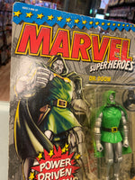 Dr. Doom (Vintage Marvel Super Heroes, Toybiz)