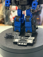 Crankcase Deluxe (Transformers Legacy Generations, Hasbro) Complete