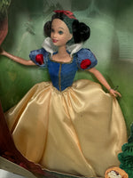 Snow White & The Seven Dwarfs 17761 (Barbie Style, Disney Signature Collection)