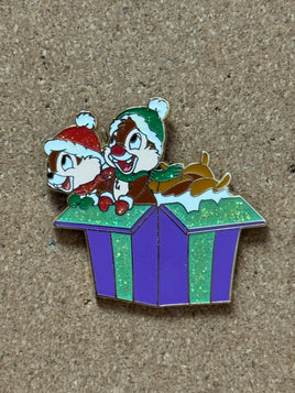 Christmas Present Chip & Dale (Walt Disney World, Pin Traders) - Bitz & Buttons