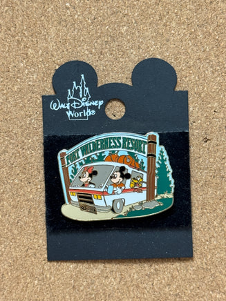 RV Mickey & Minnie Wilderness (Walt Disney World, Pin Traders) - Bitz & Buttons