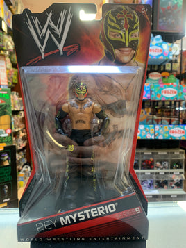 Rey Mysterio Series 9 Gold/Black (WWE Basic, Mattel)