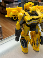 Bumblebee 100 (Transformers WFC, Hasbro) Complete