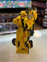 Bumblebee 100 (Transformers WFC, Hasbro) Complete