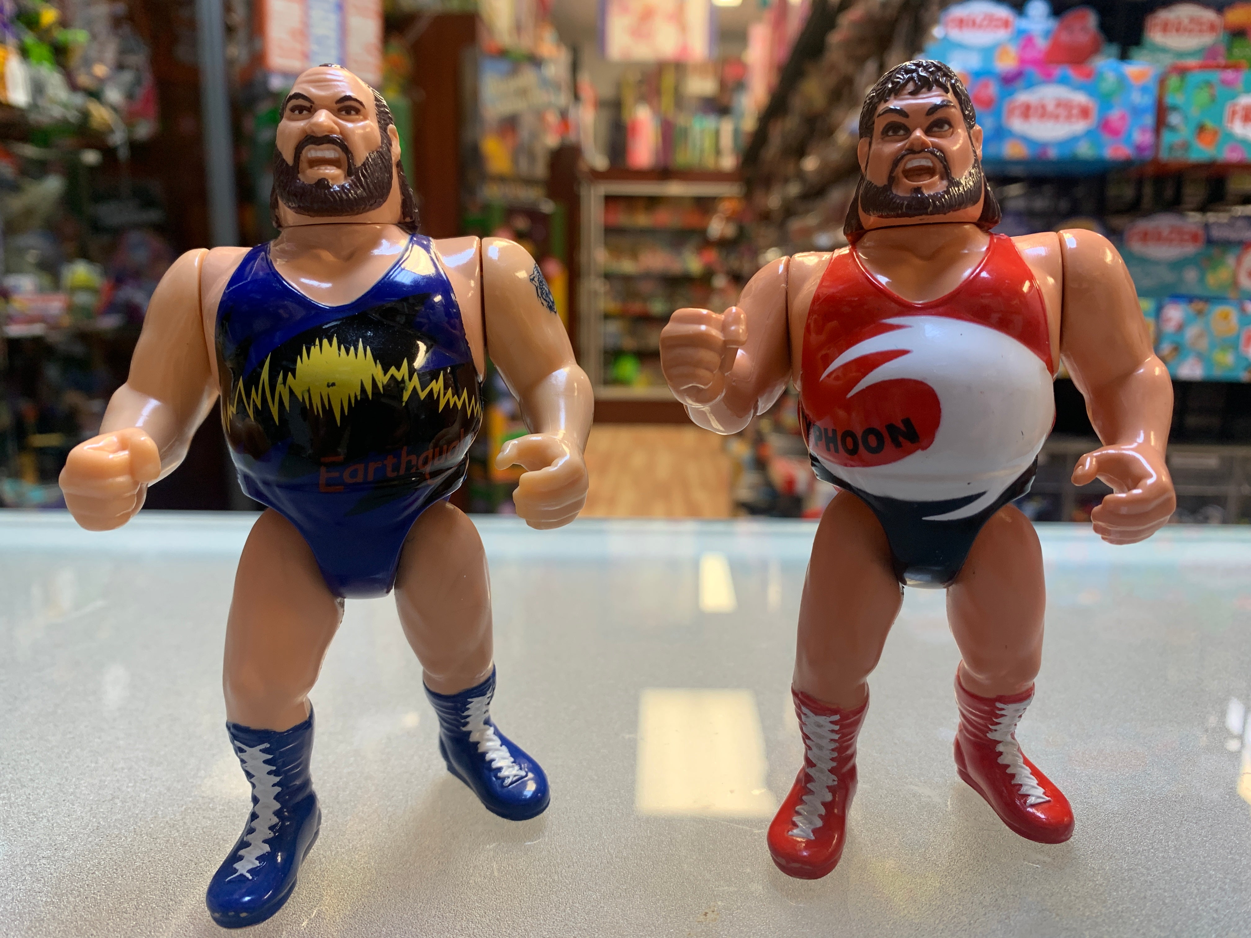 WWE WWF アースクェイク　ジョン・テンタEarthquake ハズブロ Earthquake & Typhoon 3815 (Vintage WWF WWE, Hasbro)| Bitz & Buttons