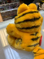 Plush Garfield with Suction hands (Garfield, United Feature Syndicate)