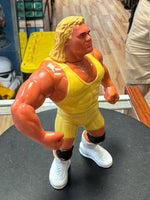 Yellow Trunks Mr Perfect 3807 (Vintage WWF WWE, Hasbro)