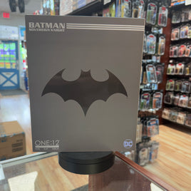 Batman Sovereign Knight (DC, Mezco One:12) Complete - Bitz & Buttons