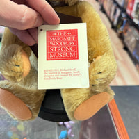 Strong Bear Margaret/Woodbury Museum with Tag (Vintage Plush, Steiff) - Bitz & Buttons