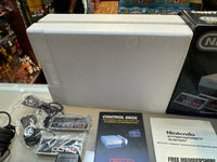 NES Control Deck Complete with Box & Inserts (Nintendo) ** Blinking Light Win Mod **