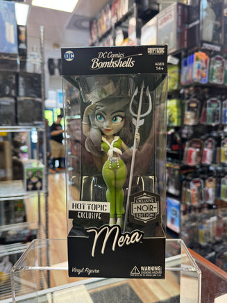 Hera Noir Hot Topic (DC Bombshells, Cryptozoic Entertainment) - Bitz & Buttons