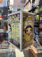 Snow White #339 (Funko Pop, Disney) - Bitz & Buttons