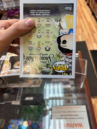 Snow White #339 (Funko Pop, Disney) - Bitz & Buttons