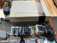 NES Console Lot with Light Phaser Mario/Duck Hunt (Nintendo NES, Vintage Video Games) **TESTED WORKING** (Copy) (Copy) - Bitz & Buttons