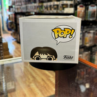 Harry Potter W/ Invisibility Cloak #111 Limited Edition (Funko Pop!, Harry Potter)