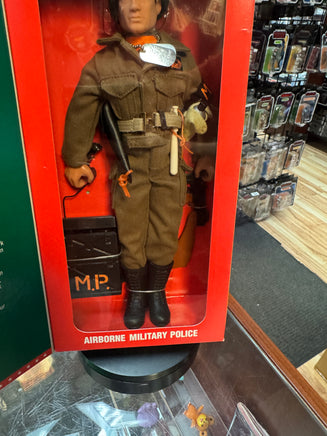 Airborne Military Police 12" 8629 (Vintage GI Joe, Hasbro) SEALED - Bitz & Buttons